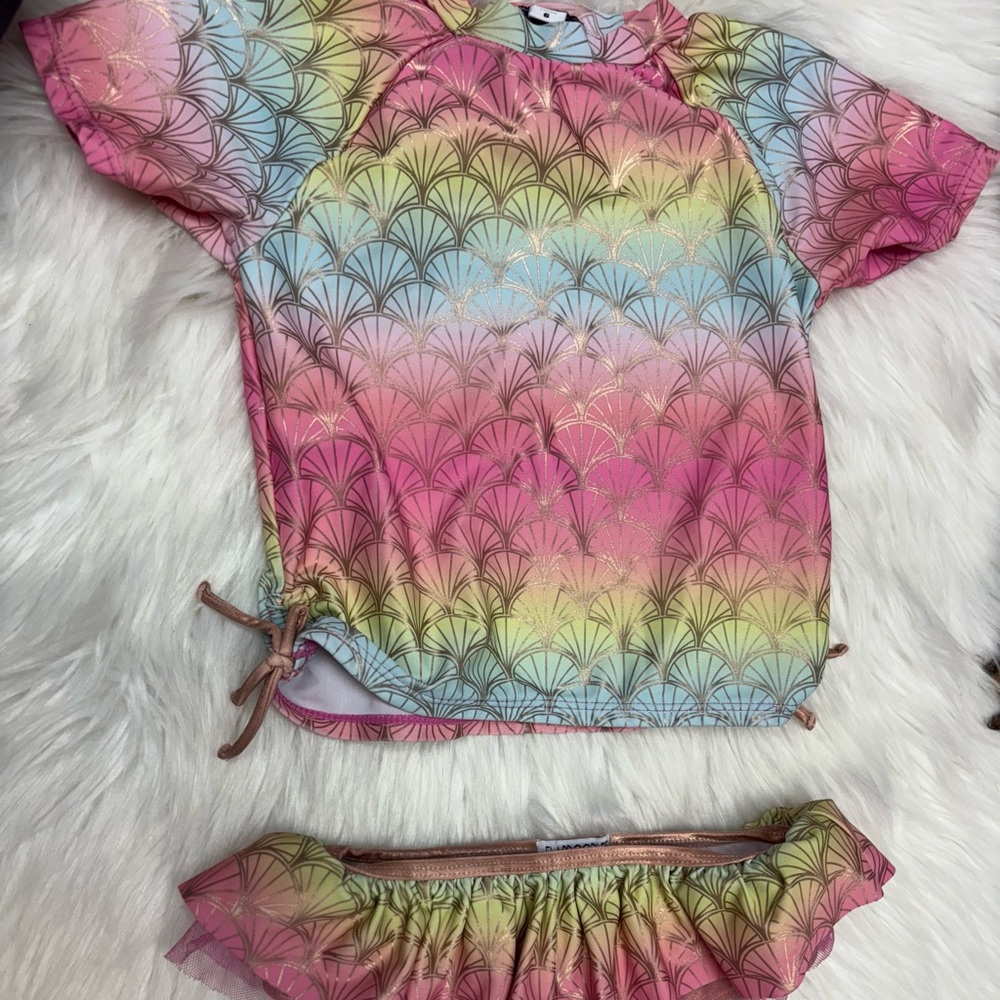 | Flapdoodles | swimsuit. Size 6.
